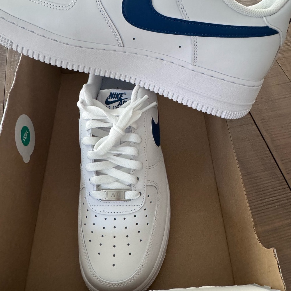 Nike White Leather Sneakers with Blue Logo - Picture 4 of 5